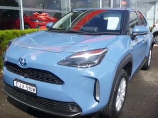 2022 Toyota Yaris Cross GXL SUV (Mineral Blue) Used Car Thumbnail