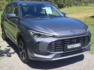 2024  MG ZS Excite Hybrid+ SUV (Lunar Grey) Used Car Thumbnail