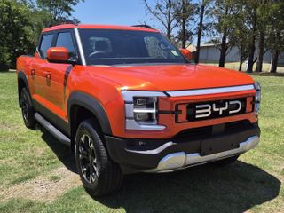 2025  BYD SHARK 6 Premium Ute (Outback Orange) Used Car Thumbnail