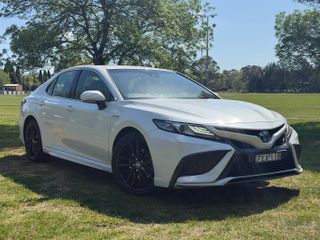2023  Toyota Camry SX Sedan (Frosted White) Used Car Thumbnail
