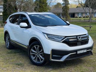 2021  Honda CR-V VTi LX AWD SUV (Platinum White) Used Car Thumbnail