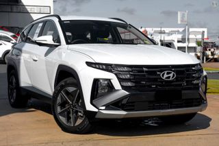 2025 Hyundai Tucson SUV (White Cream) New Car Thumbnail